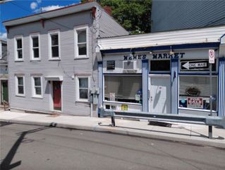 1610 Walz St, Spring Hill, PA 15212