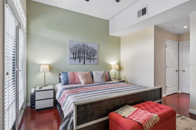 239 LONGVIEW AVENUE 311, Celebration, FL 34747