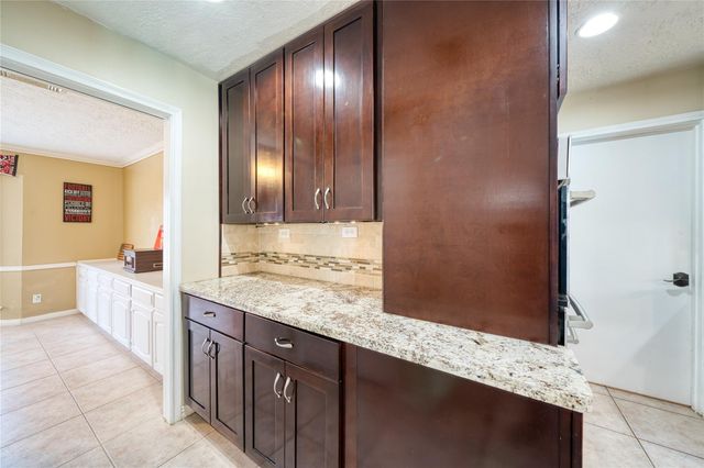 3802 Millbridge Drive, Houston, TX 77059