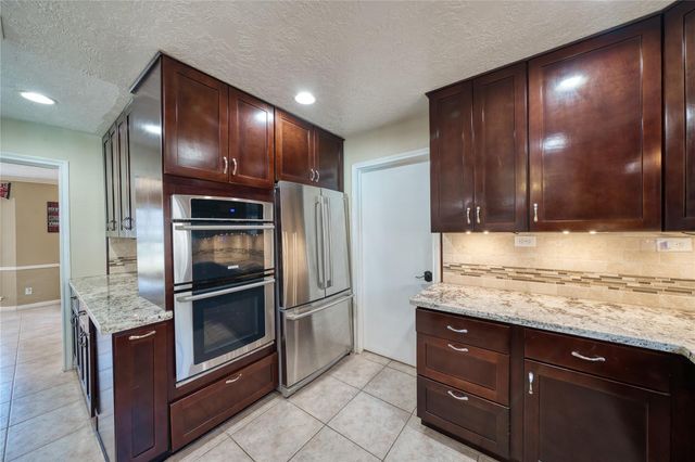 3802 Millbridge Drive, Houston, TX 77059