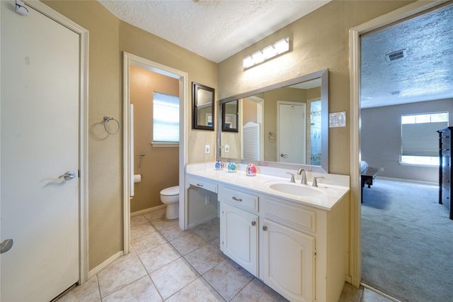 3802 Millbridge Drive, Houston, TX 77059