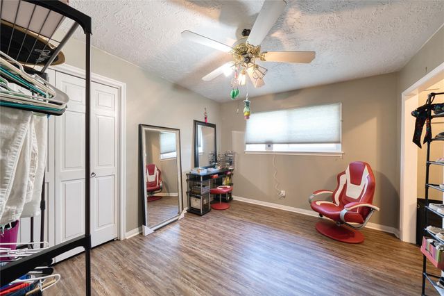 3802 Millbridge Drive, Houston, TX 77059