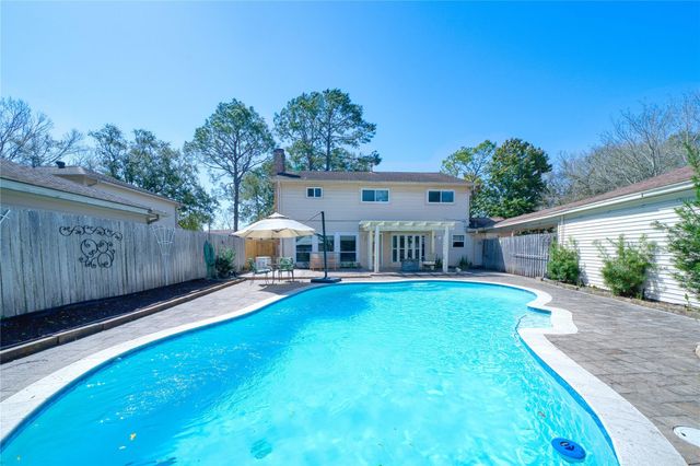 3802 Millbridge Drive, Houston, TX 77059