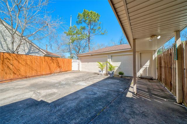 3802 Millbridge Drive, Houston, TX 77059
