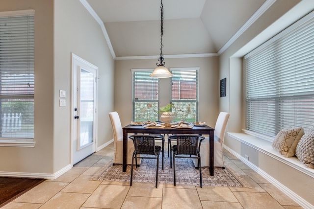 9650 Amberwoods Lane, Frisco, TX 75035