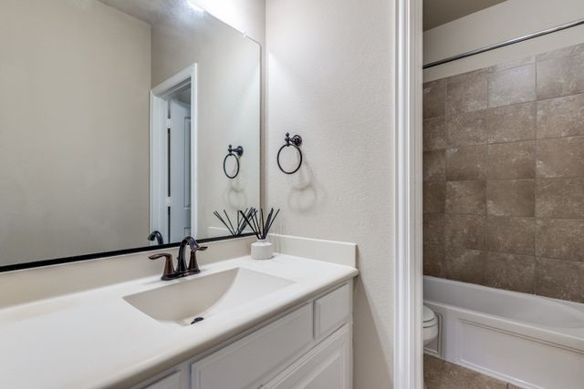 9650 Amberwoods Lane, Frisco, TX 75035