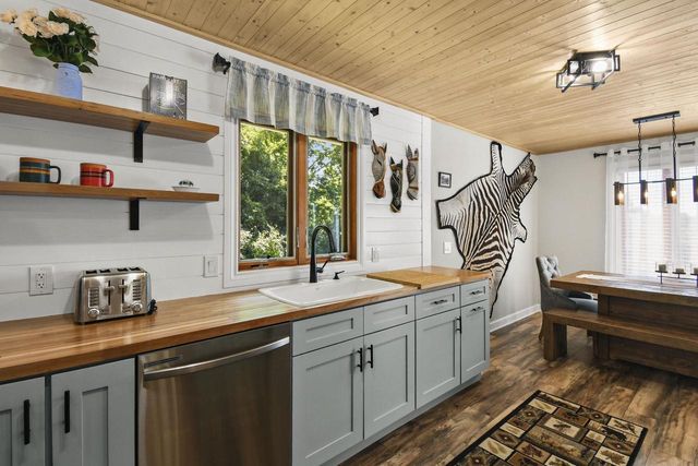 W10508 E Harmony Drive, Lodi, WI 53555