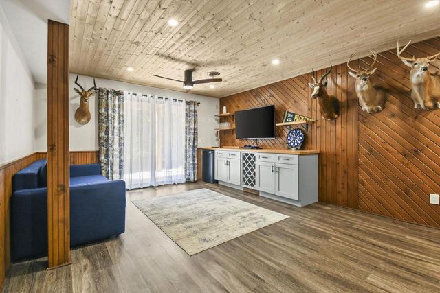 W10508 E Harmony Drive, Lodi, WI 53555