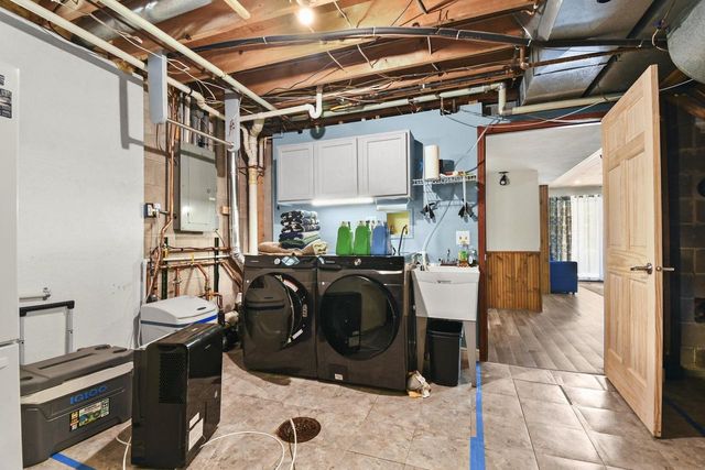 W10508 E Harmony Drive, Lodi, WI 53555