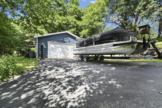 W10508 E Harmony Drive, Lodi, WI 53555