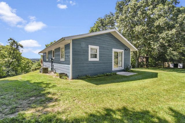 W10508 E Harmony Drive, Lodi, WI 53555