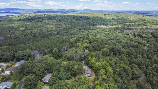 W10508 E Harmony Drive, Lodi, WI 53555