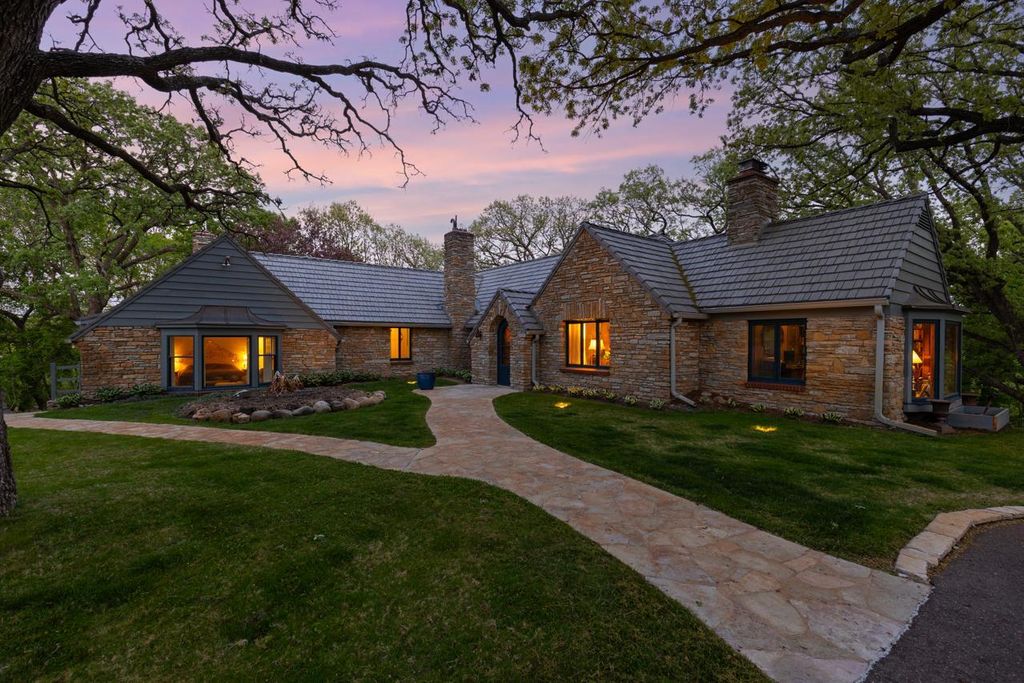 10300 Riverview Road, Eden Prairie, MN 55347 — photo 2