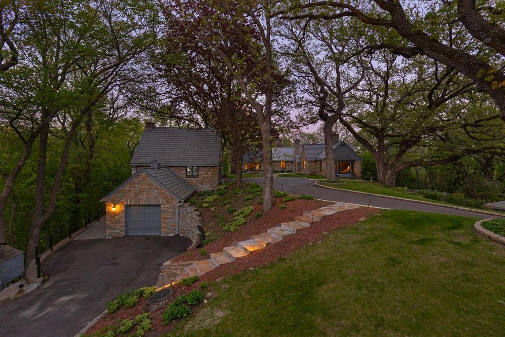 10300 Riverview Road, Eden Prairie, MN 55347 — photo 3