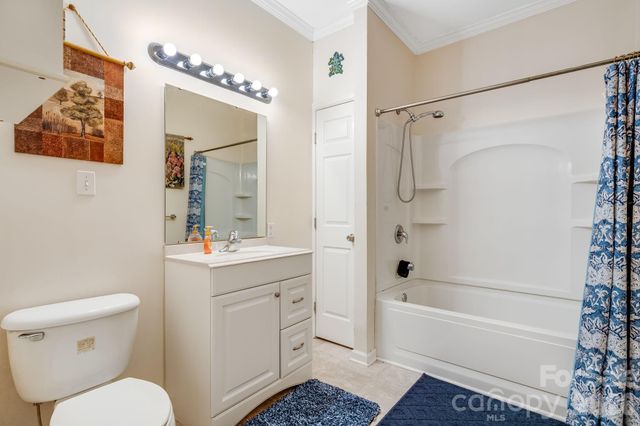 3287 Cabin Creek Road, Zirconia, NC 28790