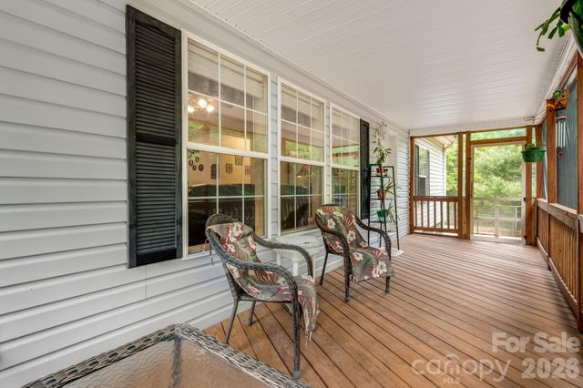 3287 Cabin Creek Road, Zirconia, NC 28790