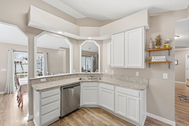 2204 Meadowood Ln., Longs, SC 29568