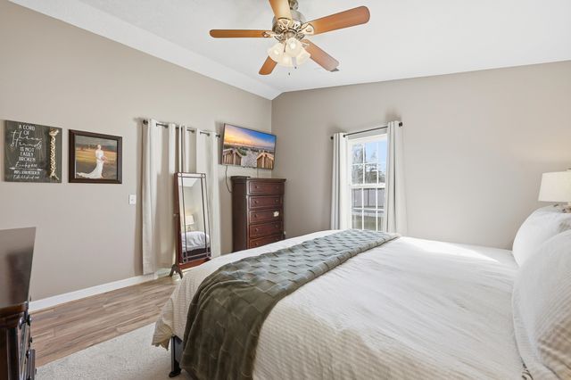 2204 Meadowood Ln., Longs, SC 29568