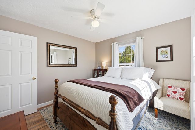 2204 Meadowood Ln., Longs, SC 29568