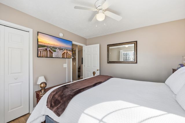 2204 Meadowood Ln., Longs, SC 29568