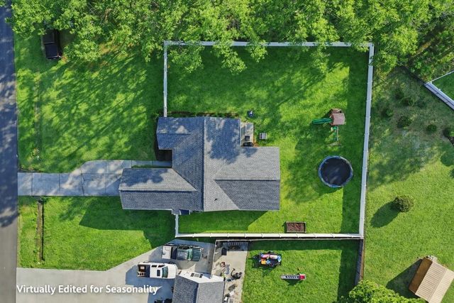 2204 Meadowood Ln., Longs, SC 29568