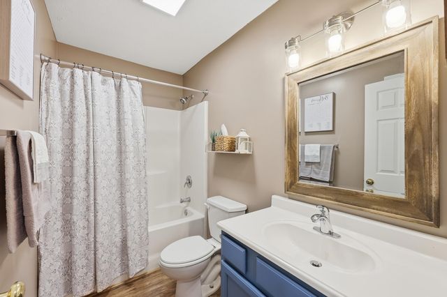 2204 Meadowood Ln., Longs, SC 29568