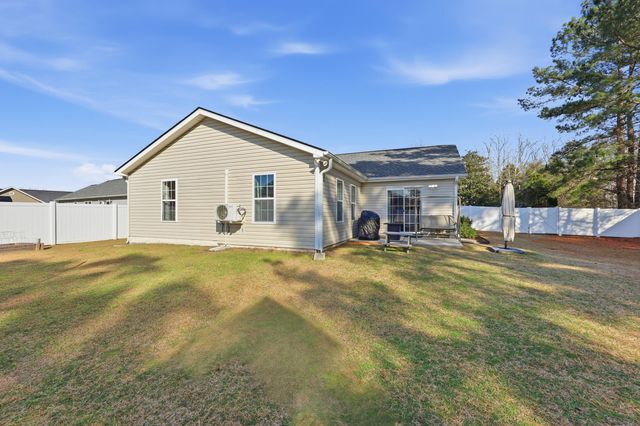 2204 Meadowood Ln., Longs, SC 29568