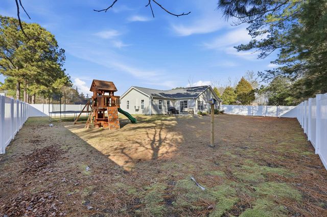 2204 Meadowood Ln., Longs, SC 29568