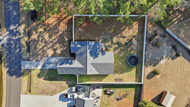 2204 Meadowood Ln., Longs, SC 29568