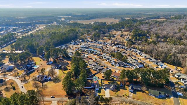 2204 Meadowood Ln., Longs, SC 29568