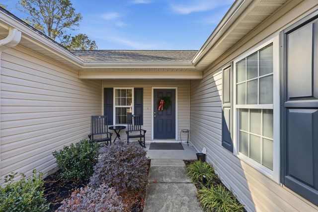 2204 Meadowood Ln., Longs, SC 29568