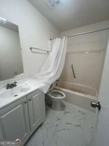 5954 Stonewall Drive, Union City, GA 30291