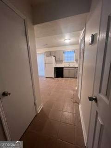 5954 Stonewall Drive, Union City, GA 30291