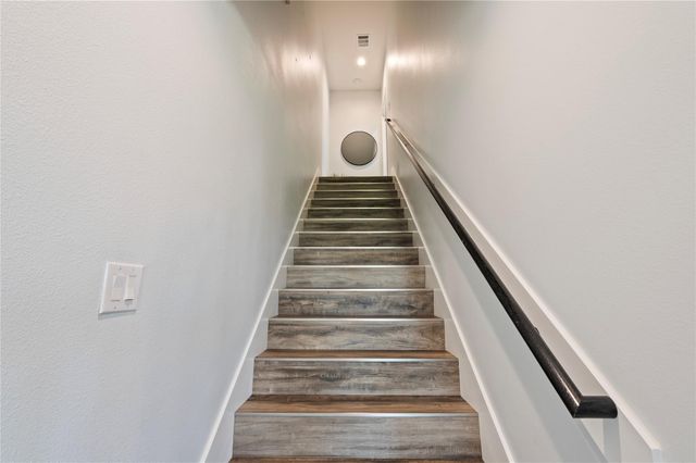 3920 2nd Street, Galveston, TX 77554