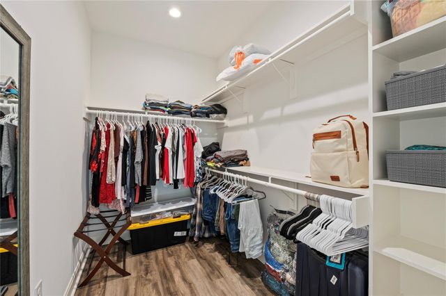 3920 2nd Street, Galveston, TX 77554