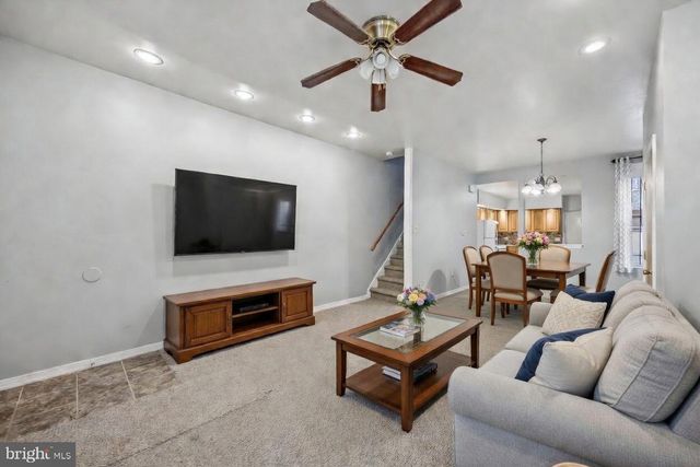 2009 N GRATZ ST, Philadelphia, PA 19121