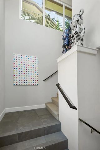12837 N Seaglass, Los Angeles, CA 90094
