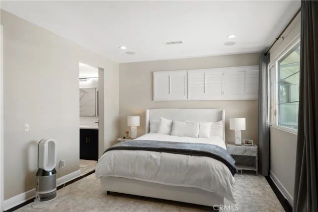 12837 N Seaglass, Los Angeles, CA 90094