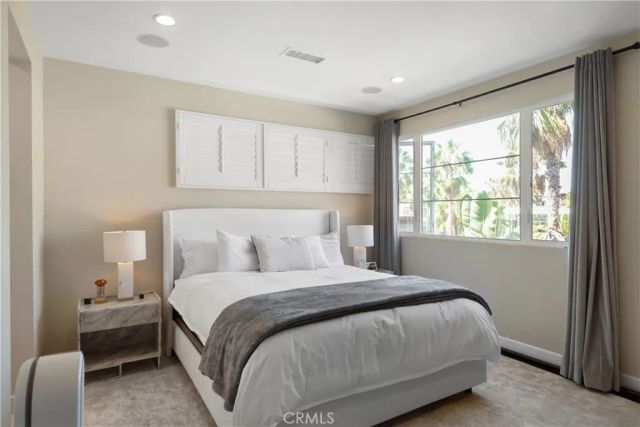 12837 N Seaglass, Los Angeles, CA 90094
