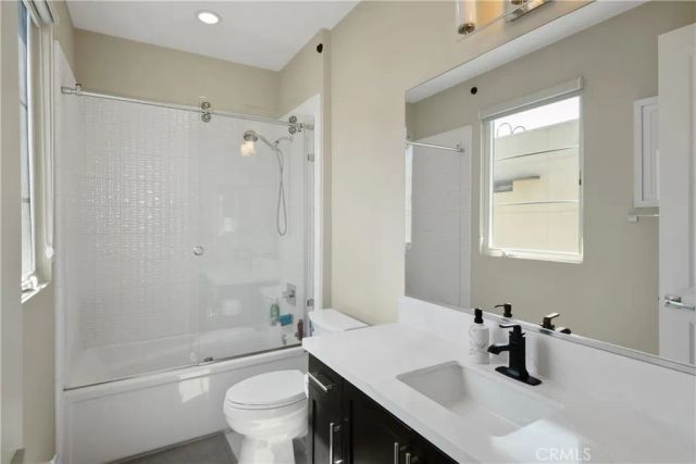 12837 N Seaglass, Los Angeles, CA 90094