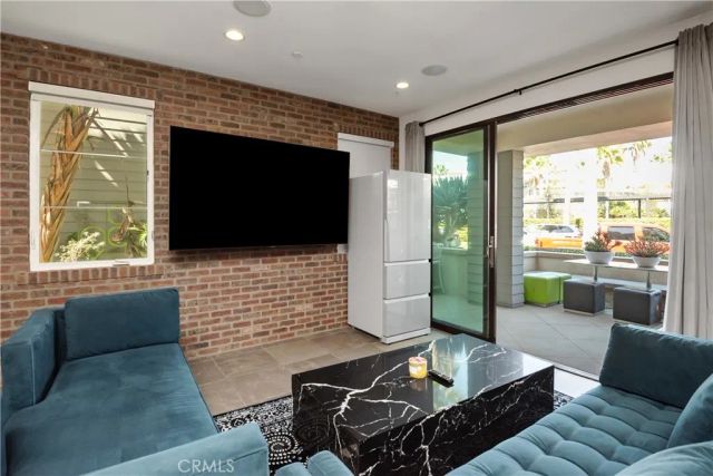 12837 N Seaglass, Los Angeles, CA 90094