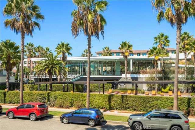 12837 N Seaglass, Los Angeles, CA 90094