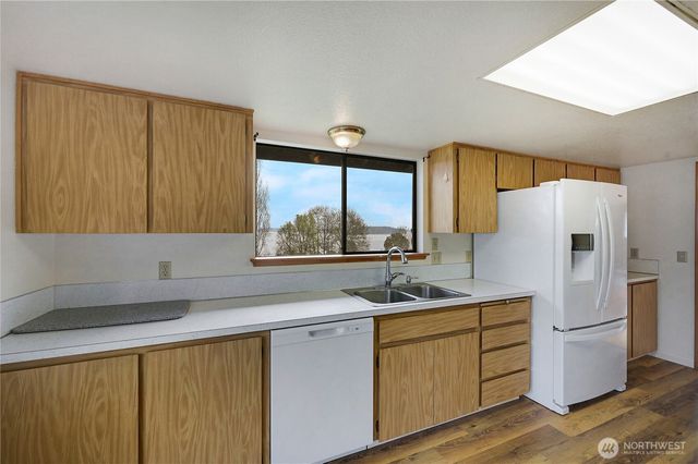 2601 2nd Avenue E, Port Orchard, WA 98366