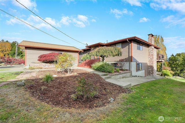 2601 2nd Avenue E, Port Orchard, WA 98366