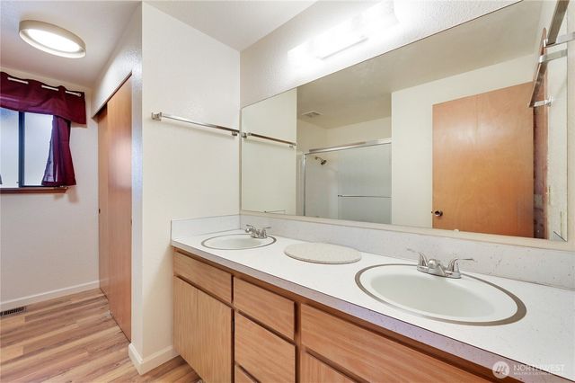 2601 2nd Avenue E, Port Orchard, WA 98366