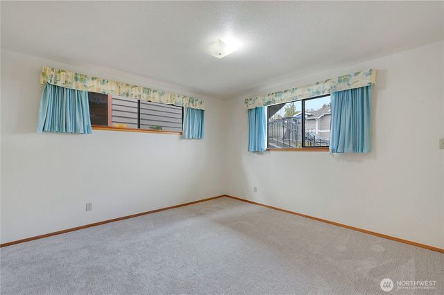 2601 2nd Avenue E, Port Orchard, WA 98366