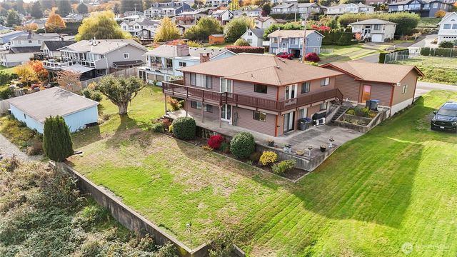 2601 2nd Avenue E, Port Orchard, WA 98366