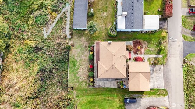 2601 2nd Avenue E, Port Orchard, WA 98366