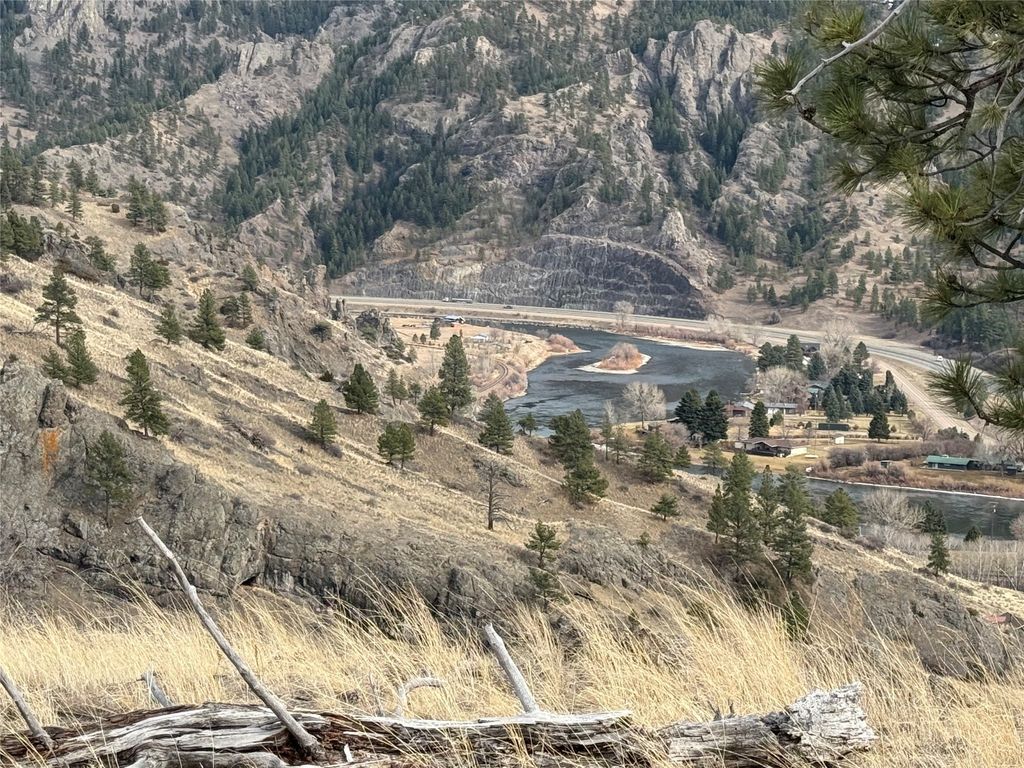 NHN Big Pine Lane, Cascade, MT 59421