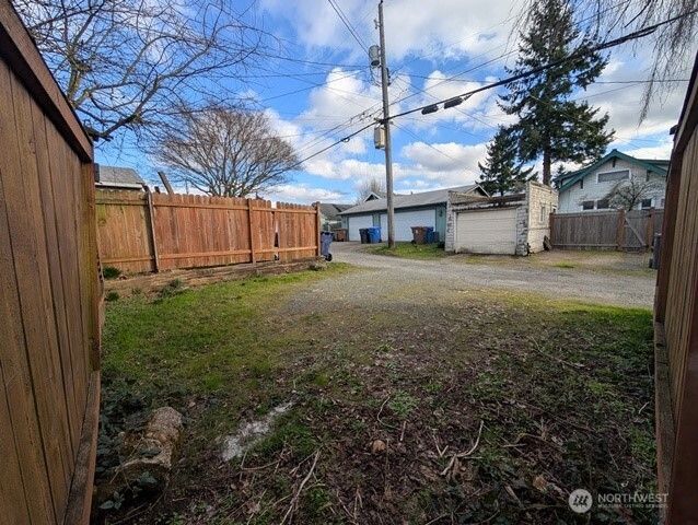2726 S 14th Street, Tacoma, WA 98405